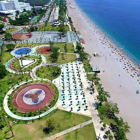 Apartment 500 Meters To Konyaalti Beach, 2+1 Fully Furnished