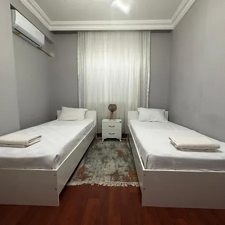 500 Meters To Konyaalti Beach, 2+1 Fully Furnished Apartment